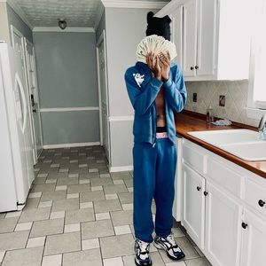 Meet your Posher, Cortez